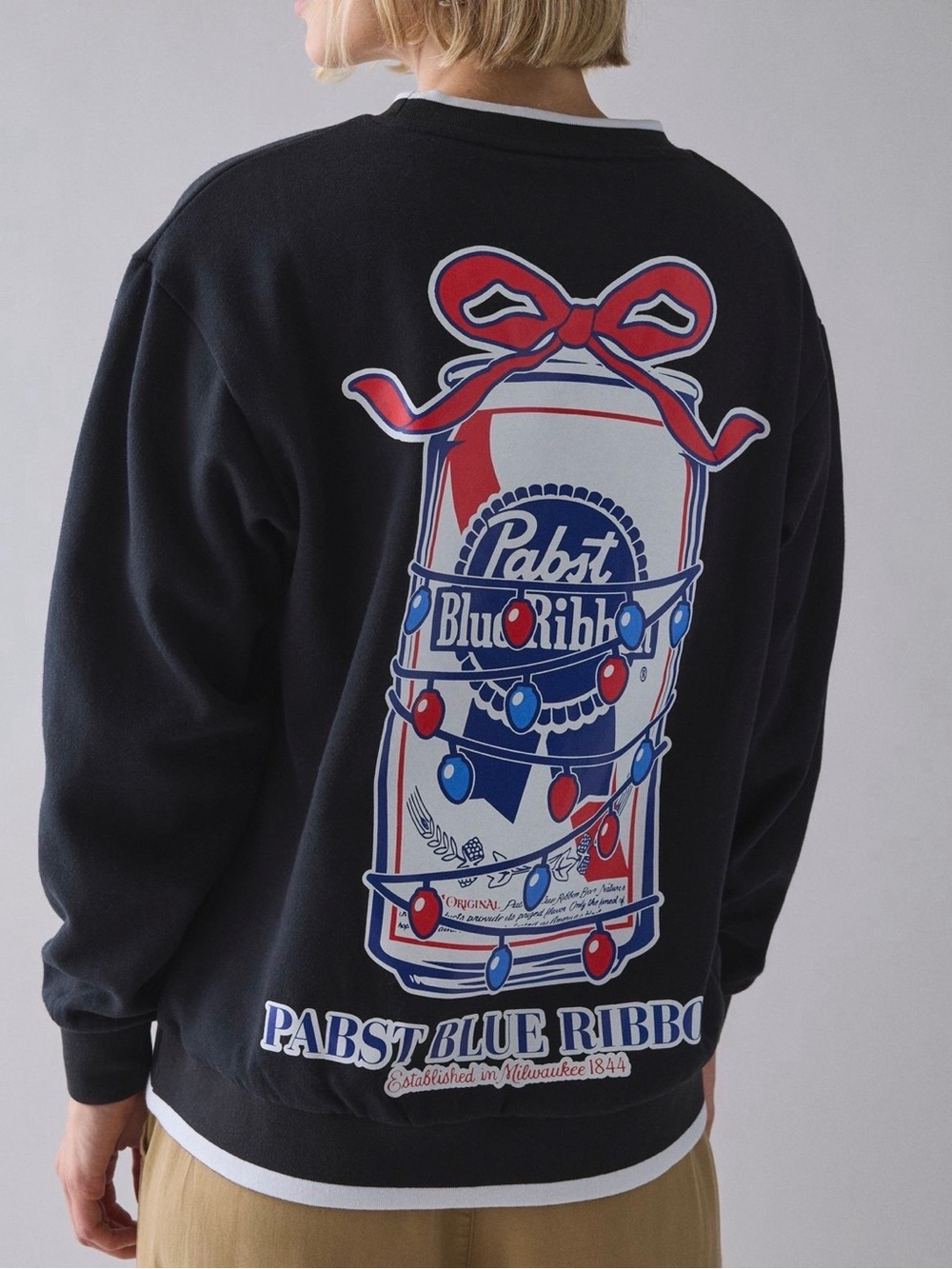 New Women’s Pabst Blue Ribbon Christmas Sweatshirt Size Small